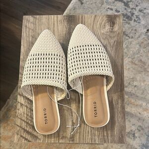 Torrid Women's Cream Woven Mules 11W wide shoe